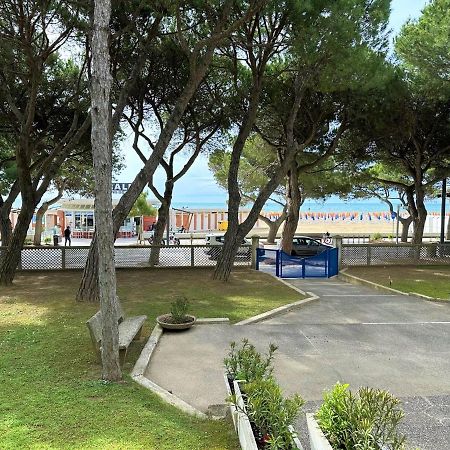 Blu Residence Lignano Sabbiadoro Kültér fotó